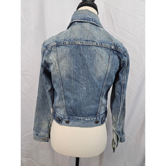 Vintage Levis Womens Denim Trucker Jacket Distressed Blue Jean Button Front Sz S - Picture 3 of 7